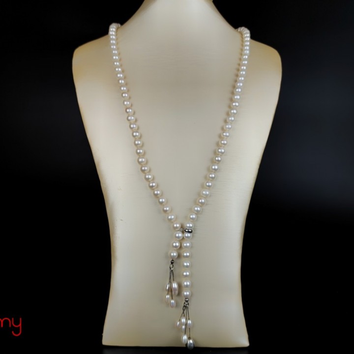 Long freshwater pearl necklace